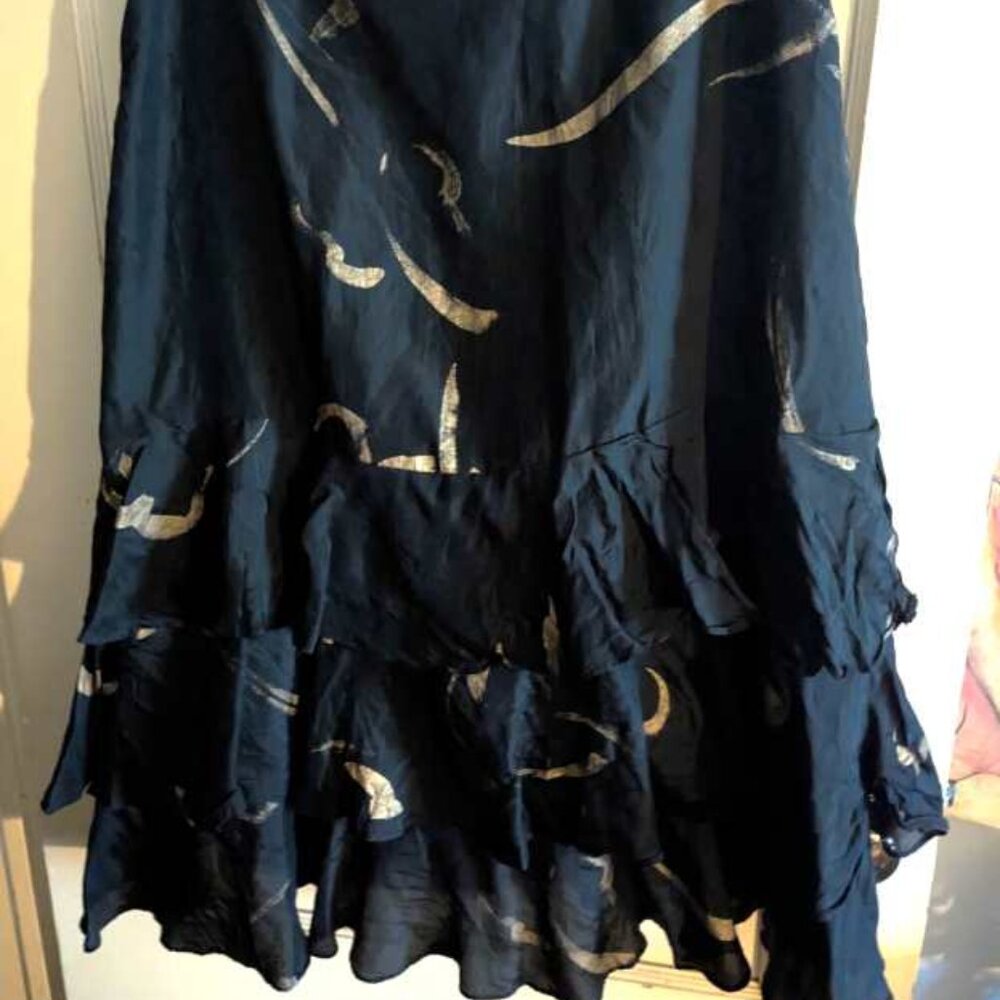 Ralph Lauren Black and Gold Silk Skirt Size 4P